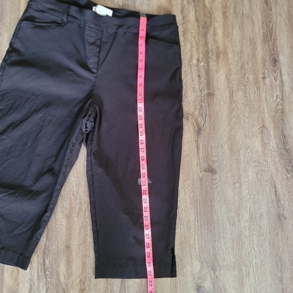 Penningtons Plus Black Capris Pants Size 20 #827 - Picture 12 of 13